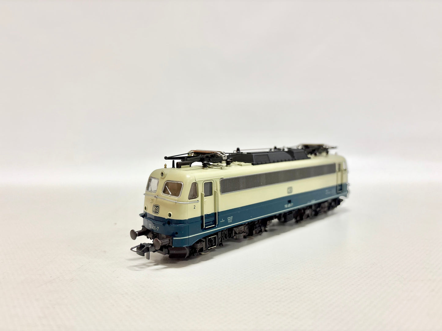 Roco 4137B E-Lok Br 110 401-7 DB DC H0