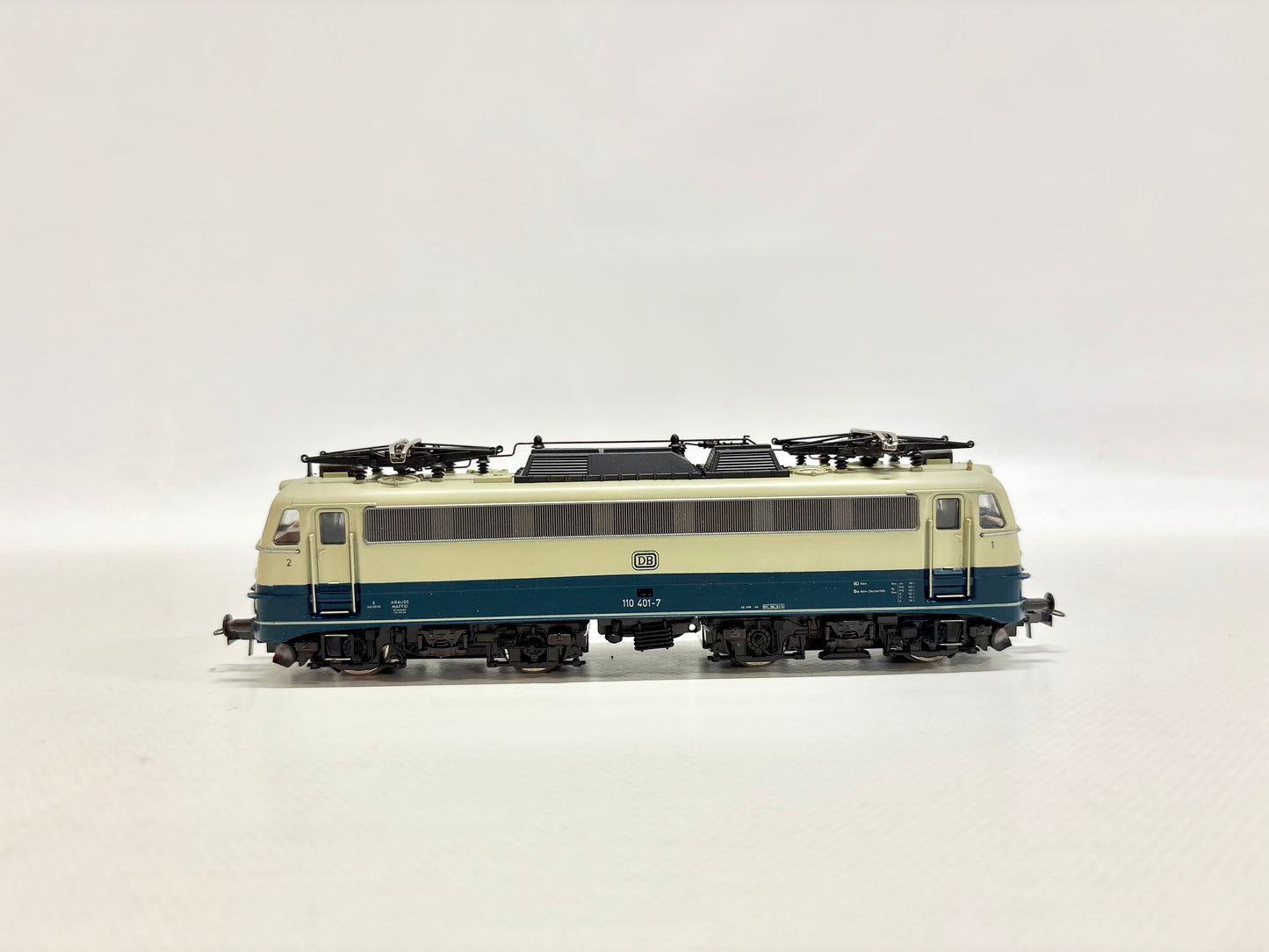 Roco 4137B E-Lok Br 110 401-7 DB DC H0