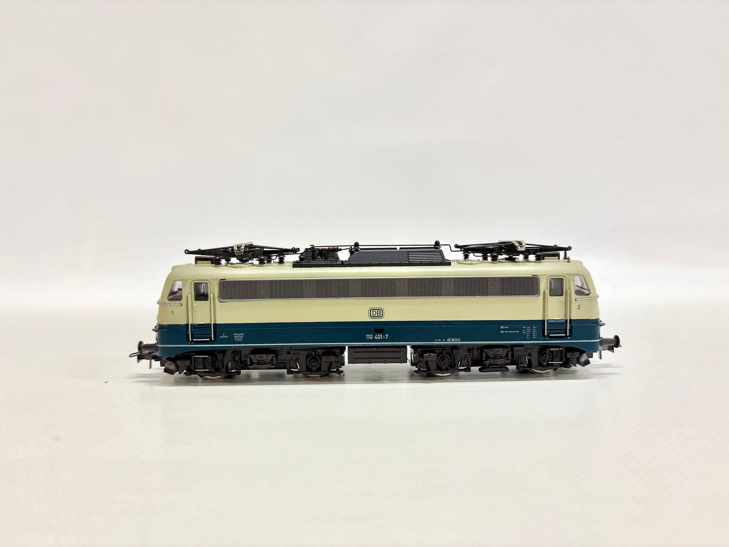 Roco 4137B E-Lok Br 110 401-7 DB DC H0