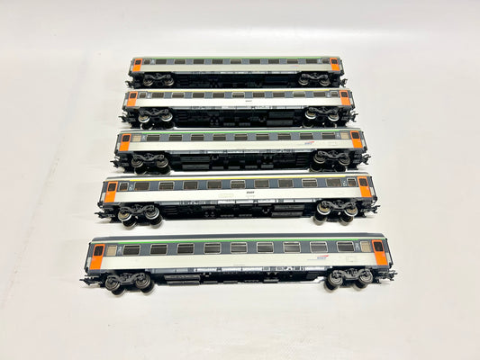 Märklin 5x SNCF Personenwagen Konvolut H0