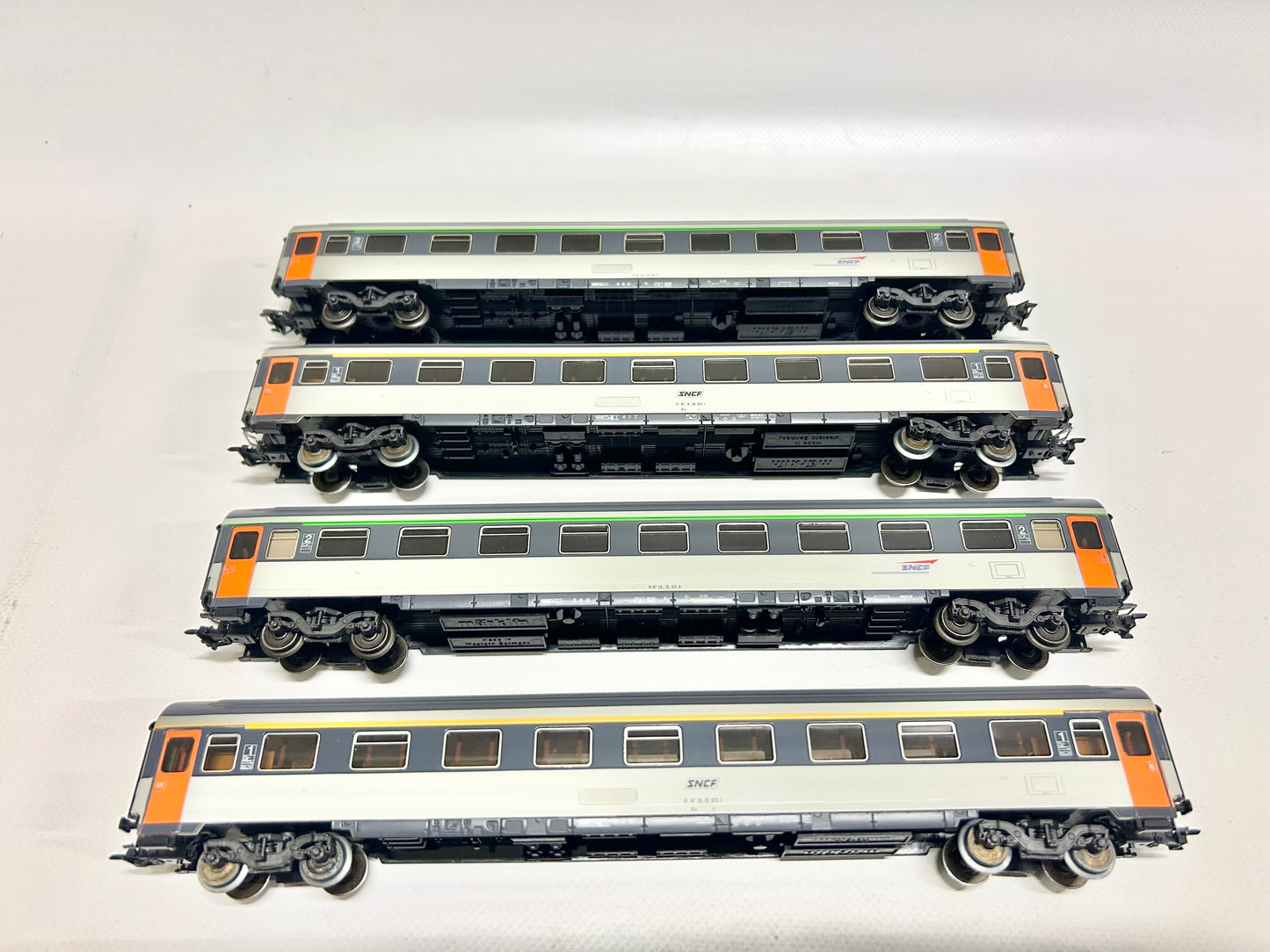 Märklin 5x SNCF Personenwagen Konvolut H0