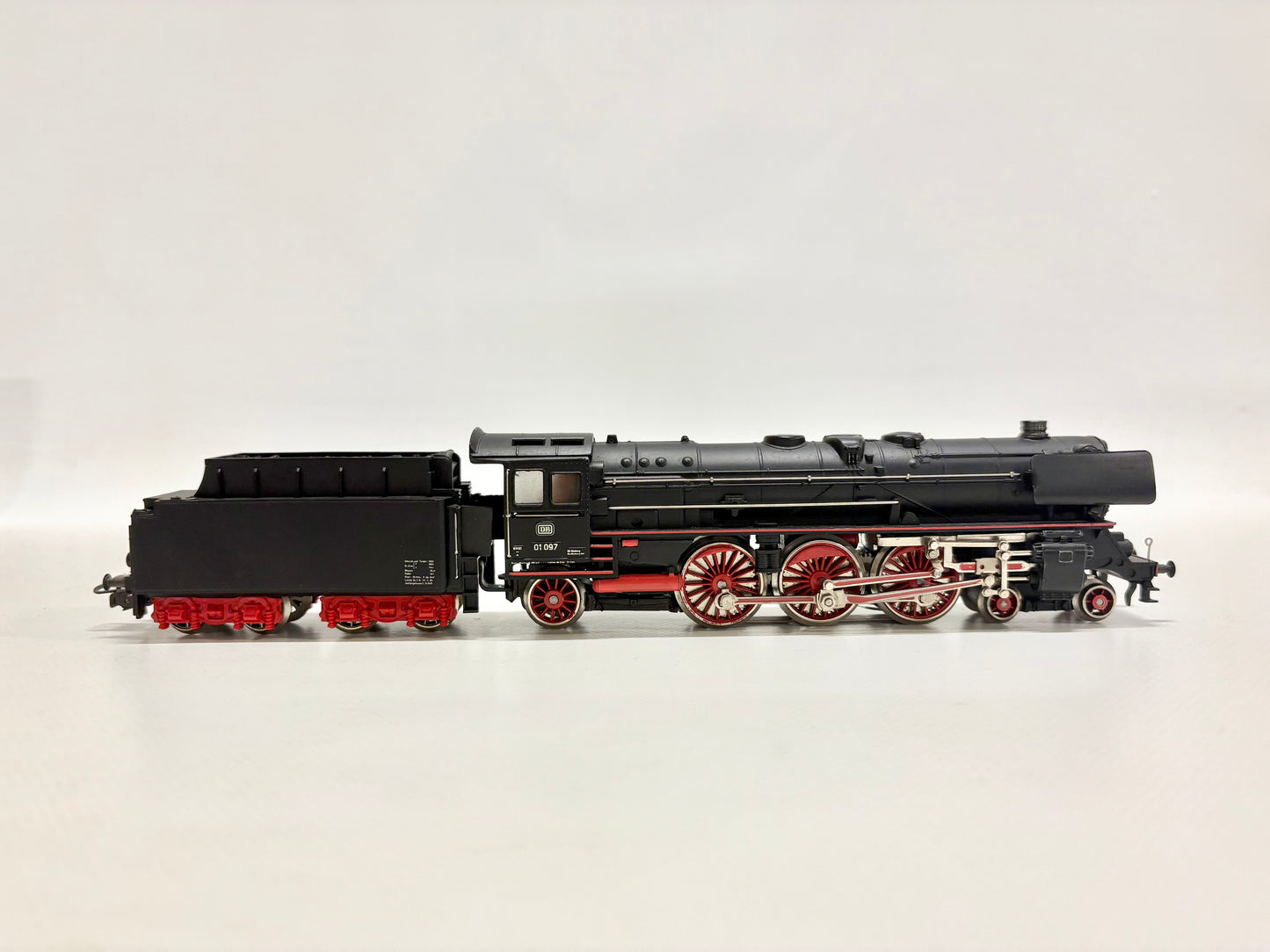 Märklin 3048 Dampflok Br 01 097 DB AC H0