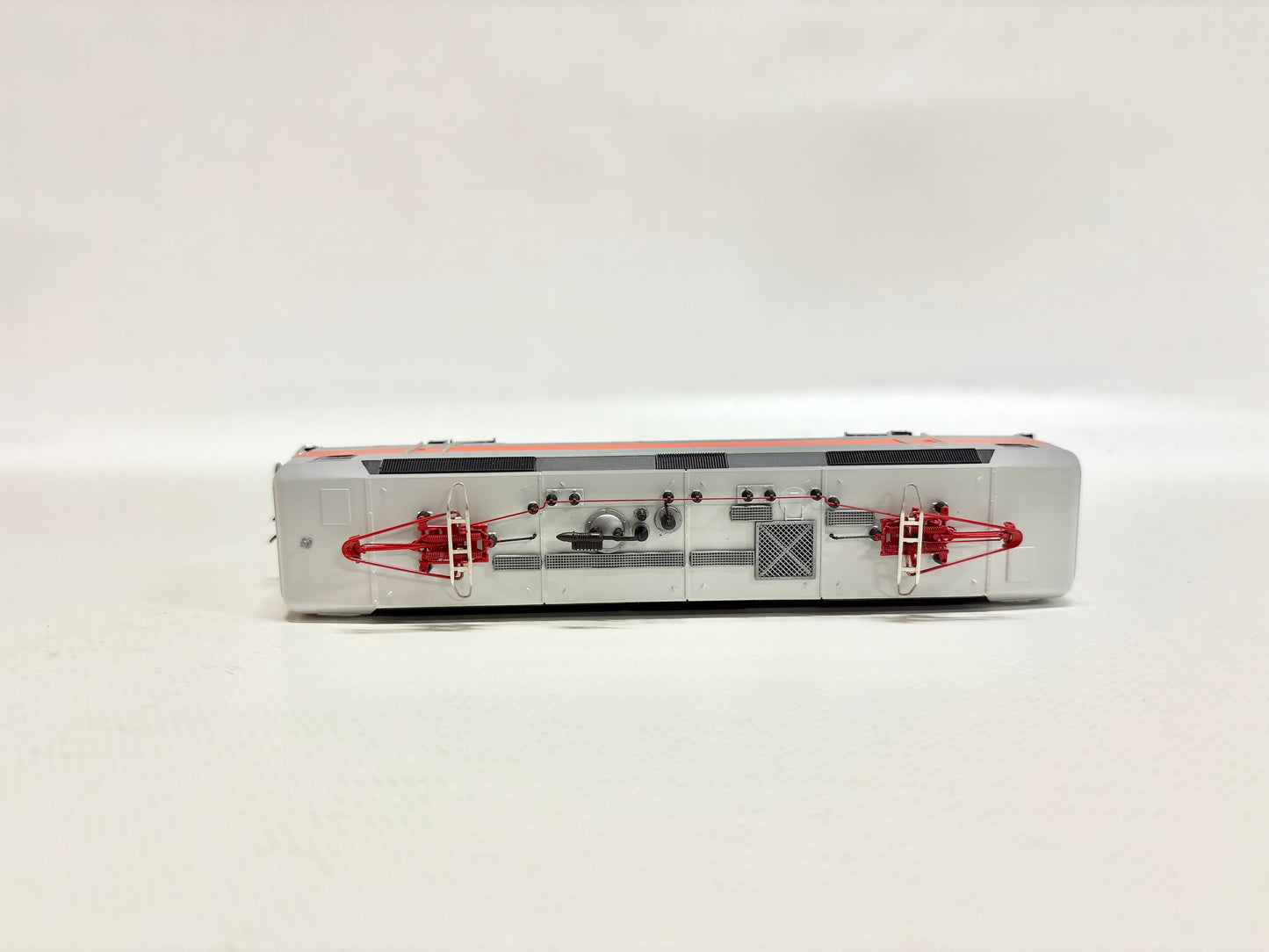 Roco 43683 E-Lok Br 143 605-4 DR DC H0