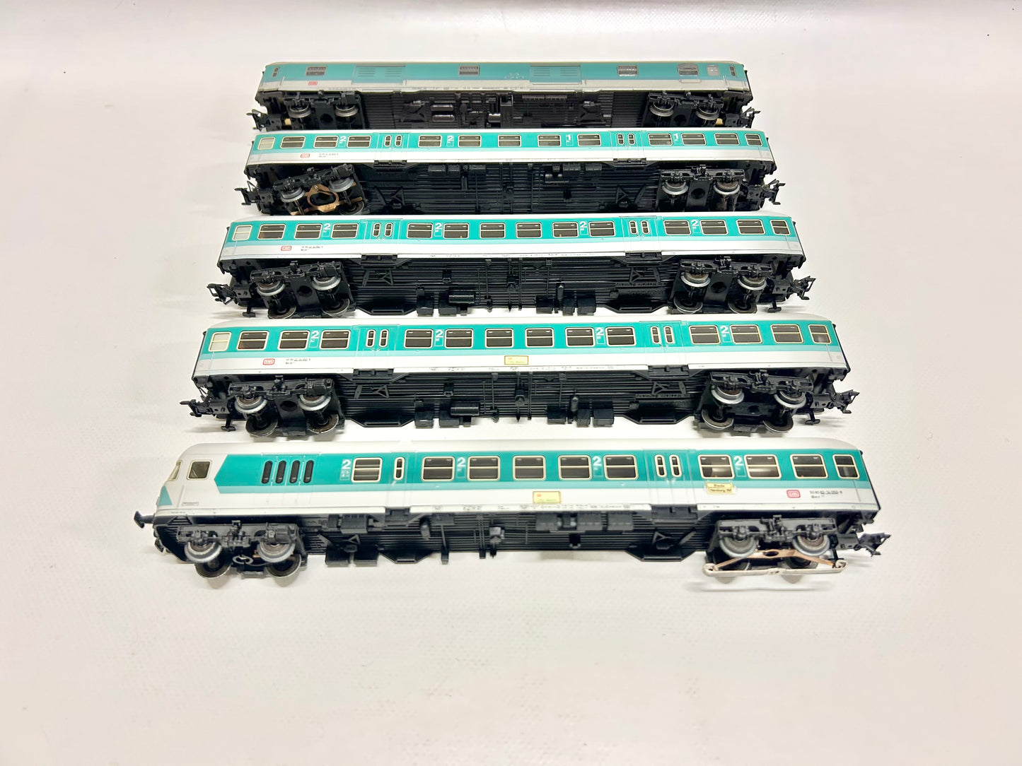 Märklin 5x Nahverkehr Personenwagen inkl. Steuerwagen H0
