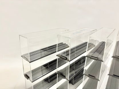 12x Vitrinen für Modelleisenbahnen 20cm Kunststoff