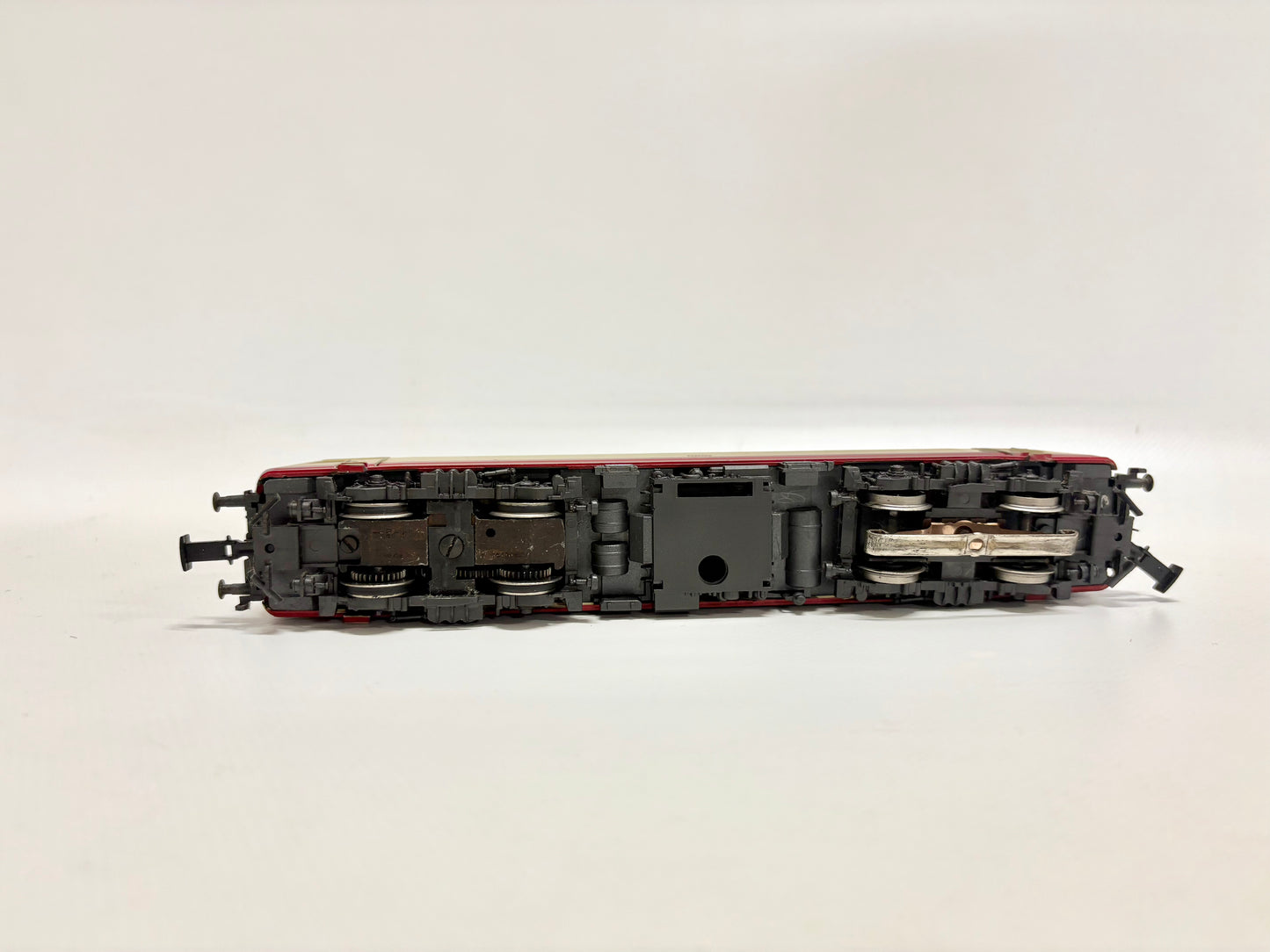 Märklin 3153 E-Lok Br 120 001-3 DB AC H0