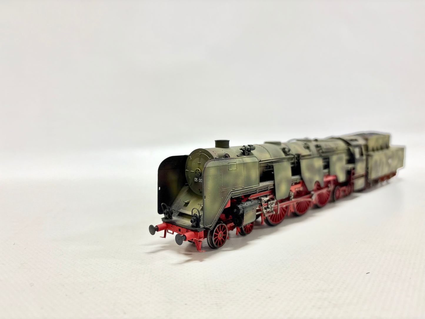 Liliput 10522 Dampflok Br 05 002 Tarnfarben DR DC H0