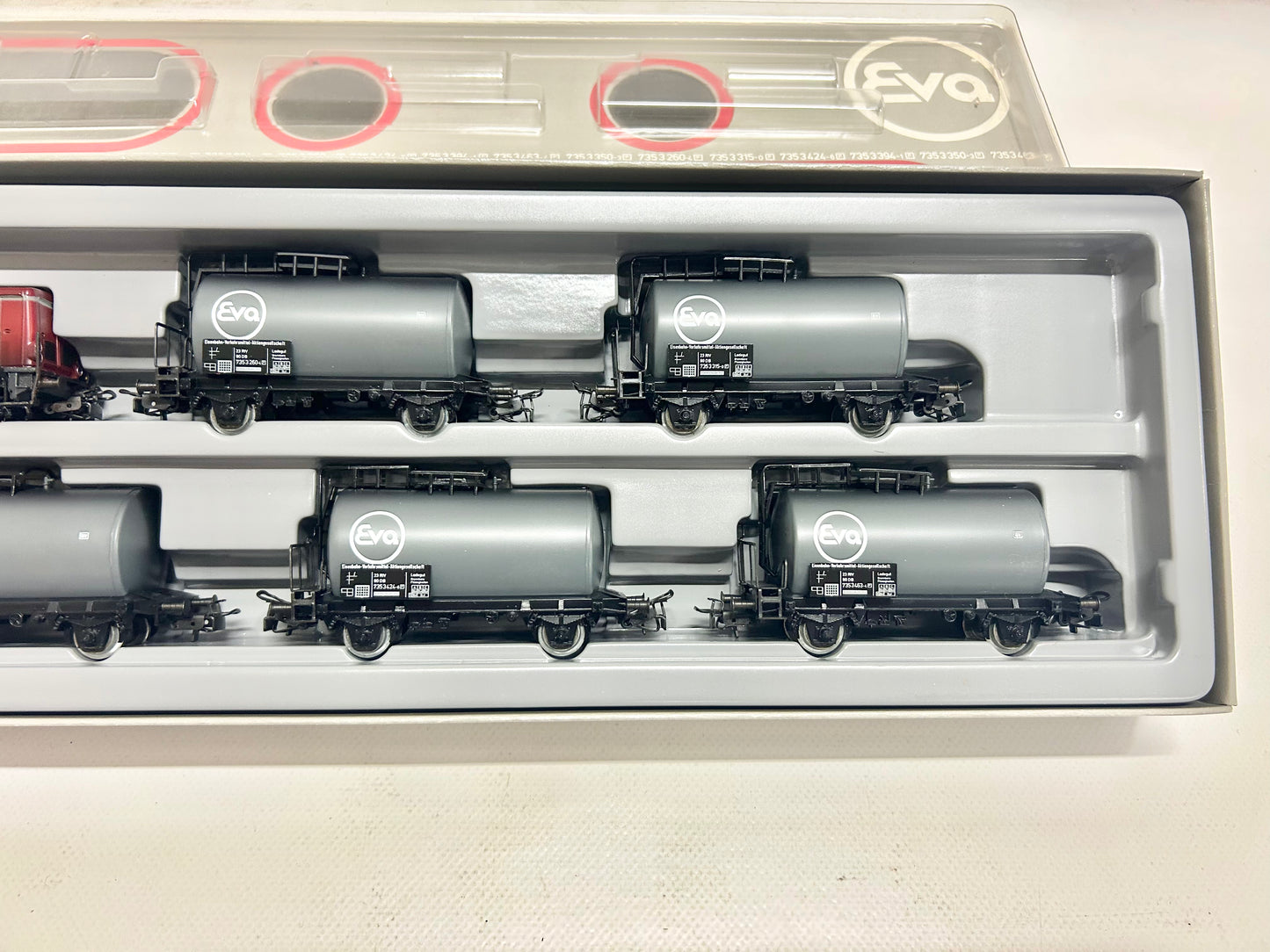 Märklin 2855 Zugpackung Diesellok Br 212 mit Eva-Kesselwagen DB AC H0