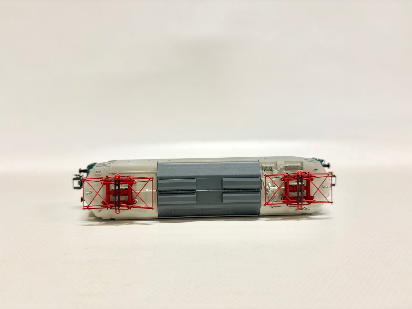 Märklin 37242 Digital E-Lok E424 FS AC H0