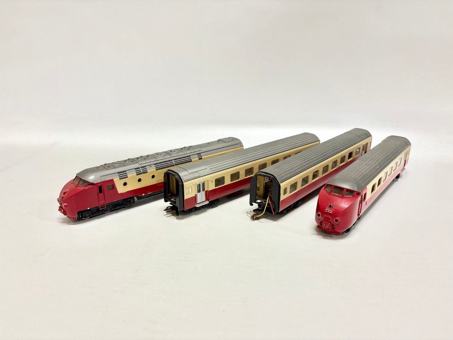 Märklin 3071 Dieseltriebwagen 4-teilig RAm TEE SBB AC H0
