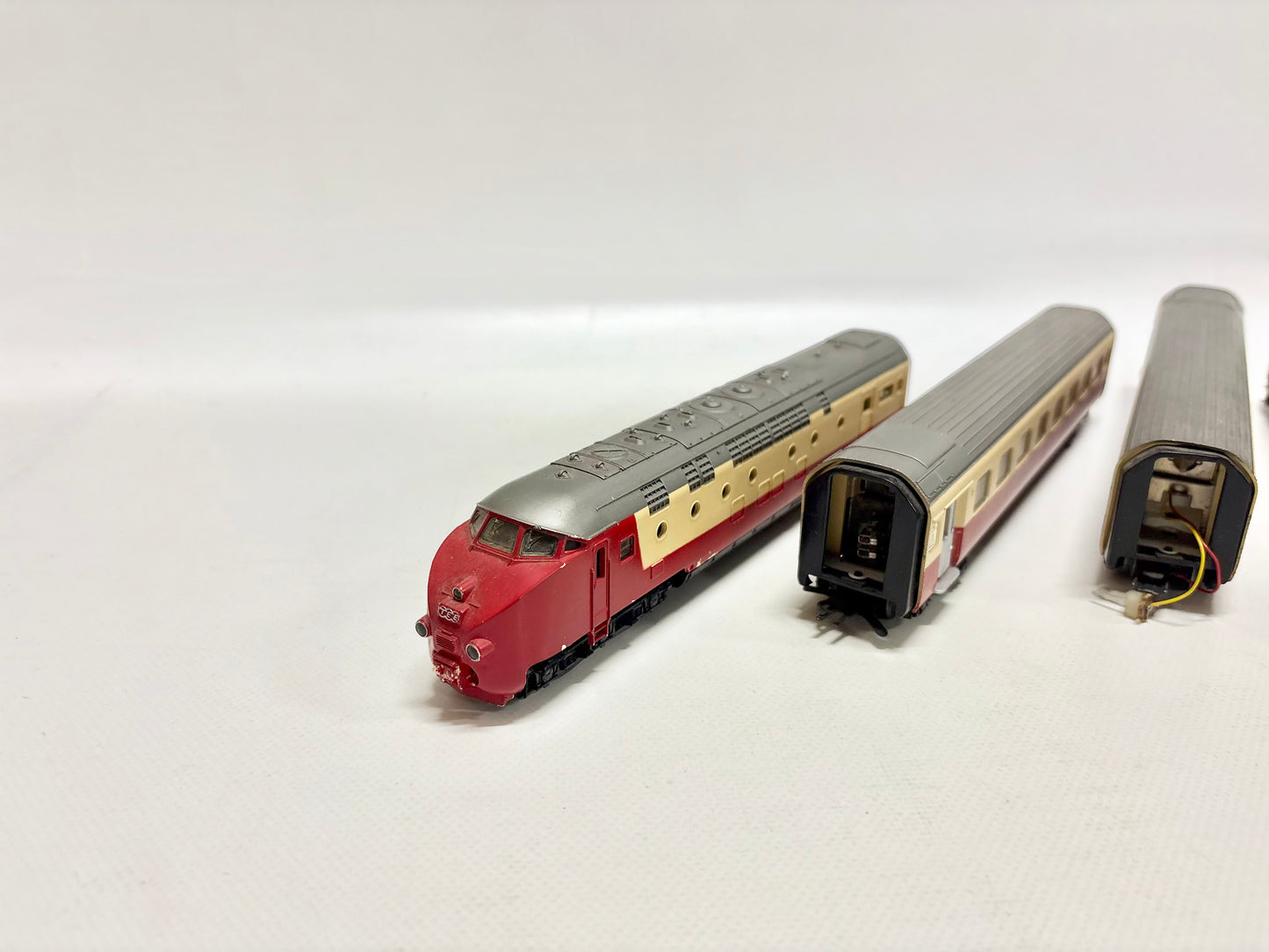 Märklin 3071 Dieseltriebwagen 4-teilig RAm TEE SBB AC H0