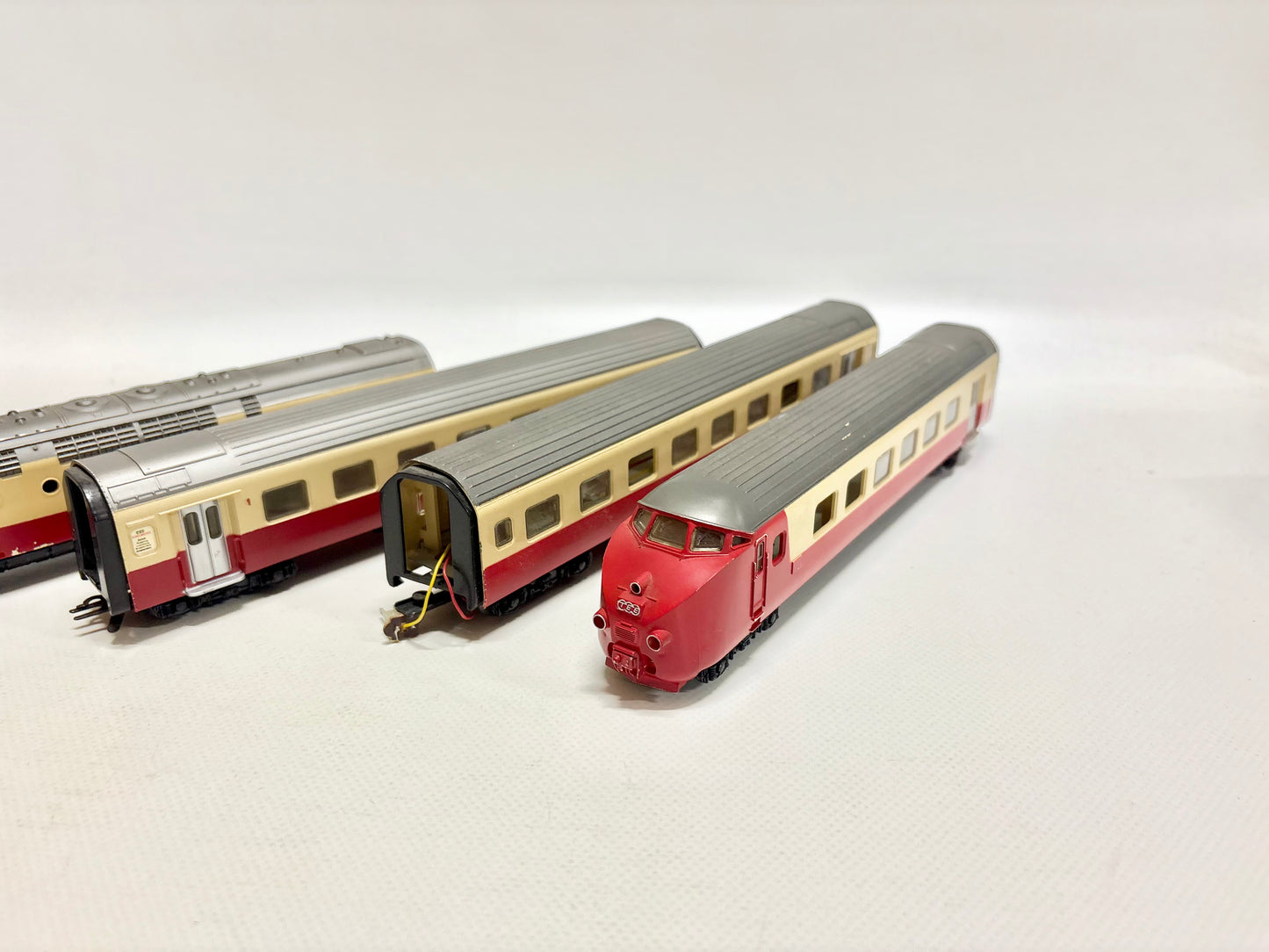 Märklin 3071 Dieseltriebwagen 4-teilig RAm TEE SBB AC H0