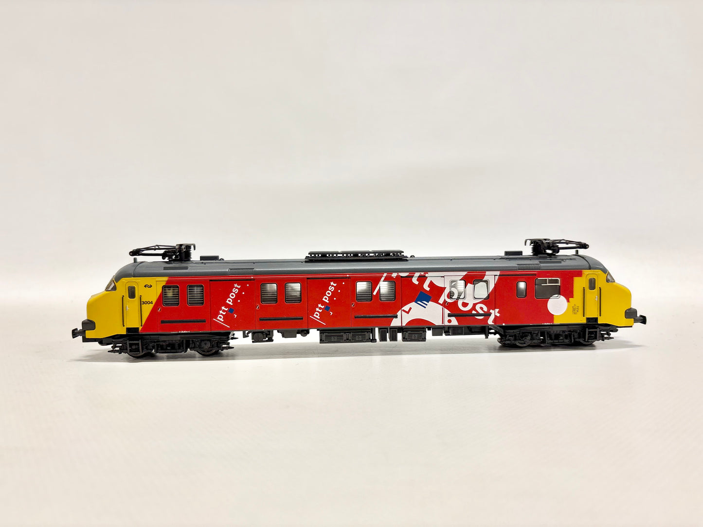 Märklin 3388 E-Lok Posttriebwagen NS AC H0