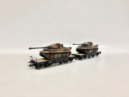 Roco Minitanks 2x Schwerlastwagen mit Panzer "Tiger" DR DC H0