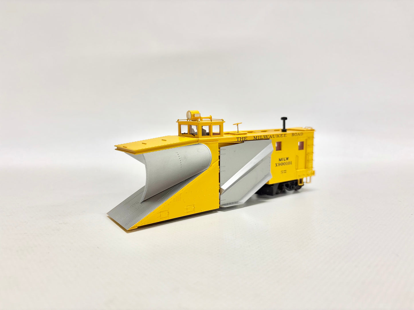 Walthers 920-110011 HO Schneepflug Milwaukee DC H0