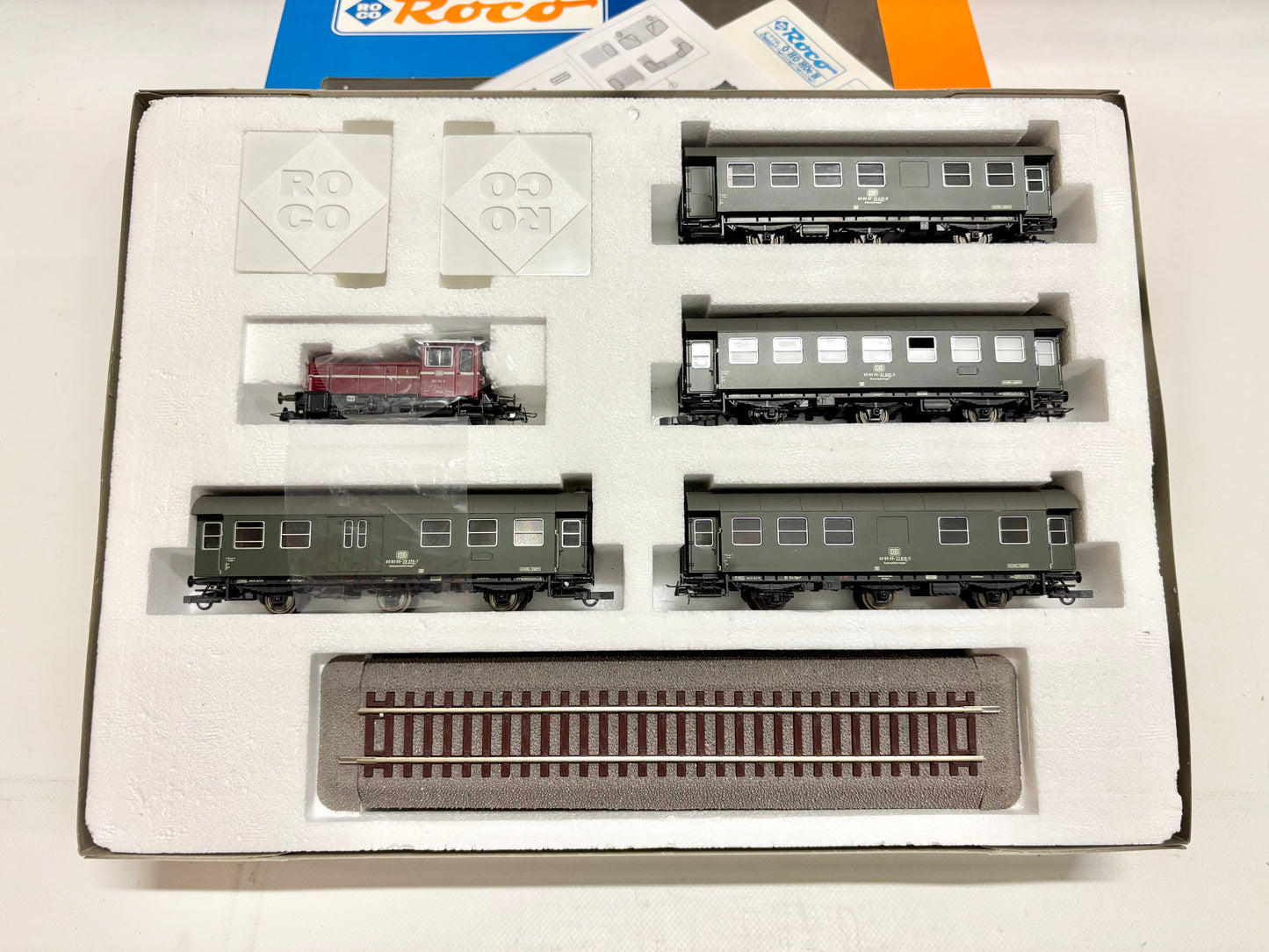 Roco 41084 Zugpackung Köf mit Personenzug DB DC H0
