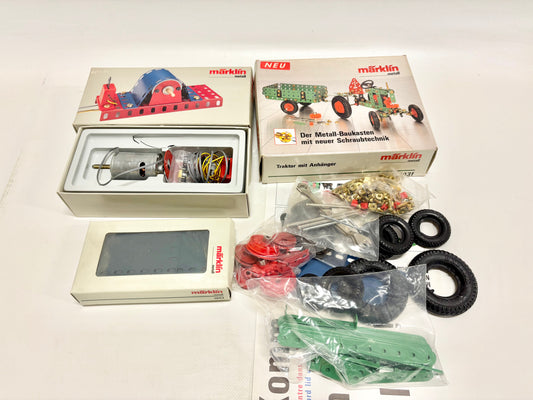Märklin 1031 + 1043 + 1022 Metallbaukasten Traktor + Zubehör