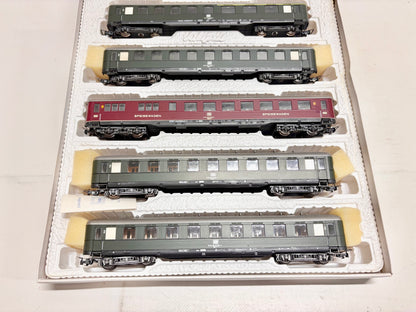 Liliput 830 Wagen-Set Schürzenwagen Personenwagen DB DC H0