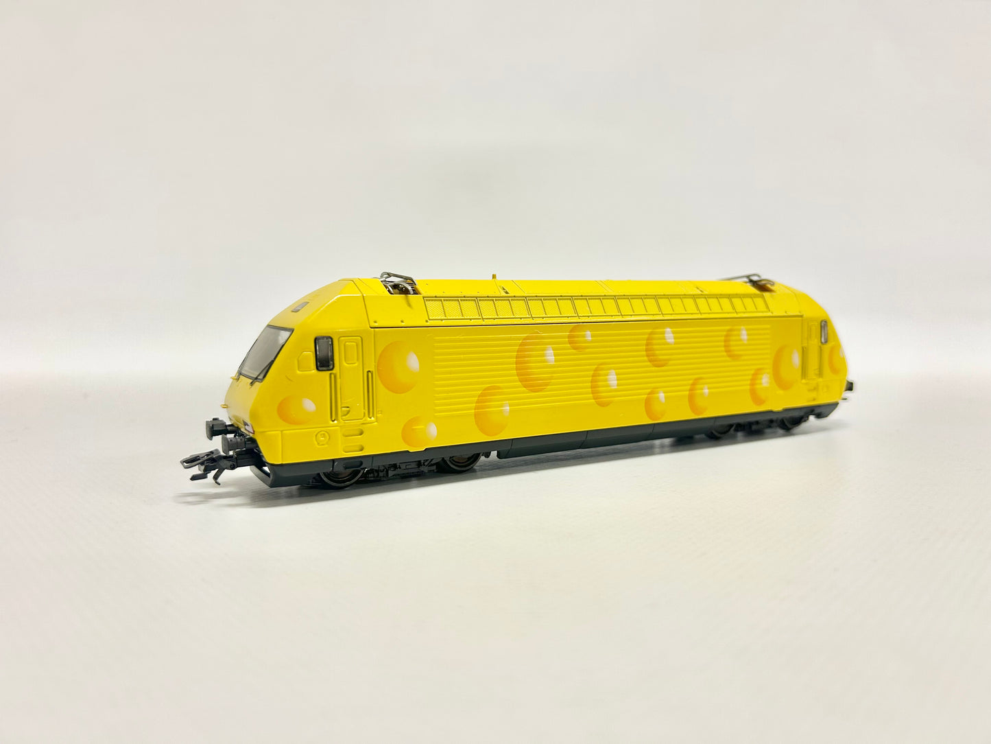 Märklin 83461 Digital E-Lok Re 460 "Käselok" SBB AC H0