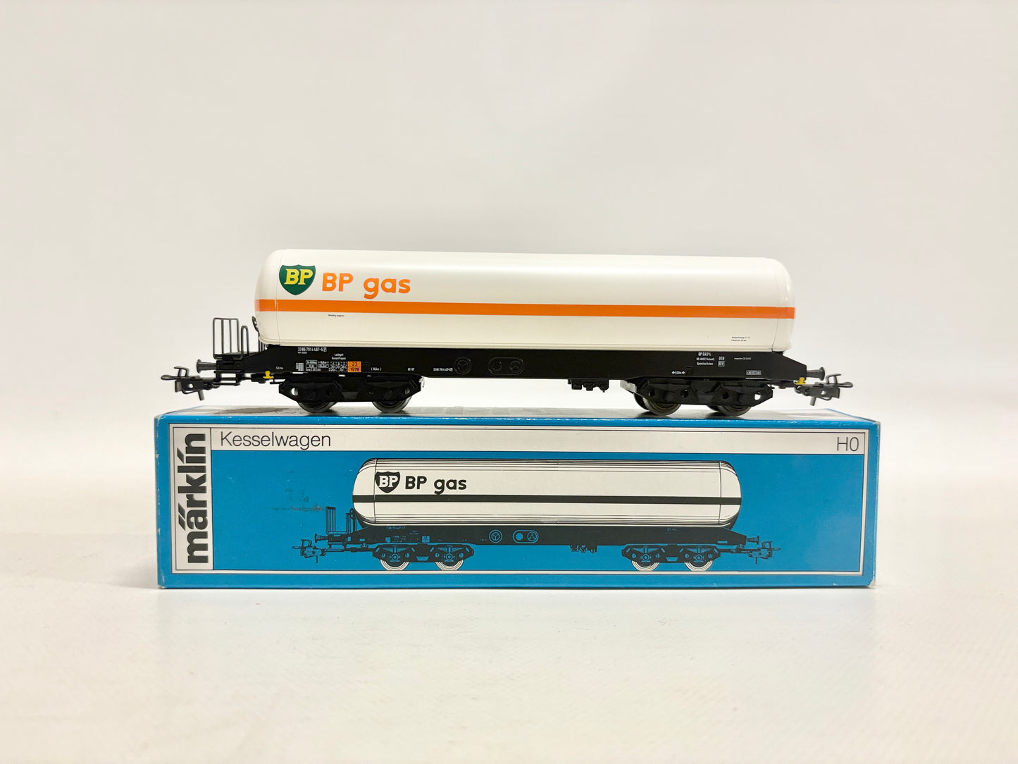 Märklin 4748 Güterwagen Druckgas Kesselwagen "BP" DB AC H0