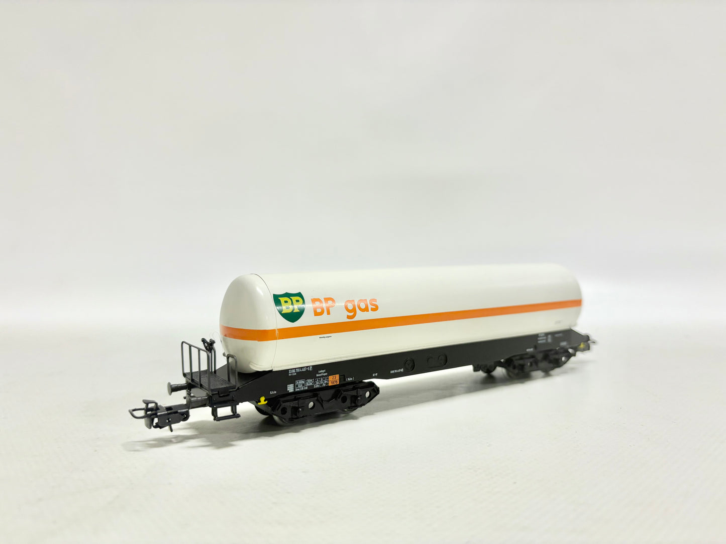 Märklin 4748 Güterwagen Druckgas Kesselwagen "BP" DB AC H0