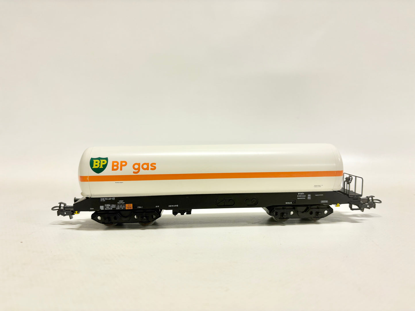 Märklin 4748 Güterwagen Druckgas Kesselwagen "BP" DB AC H0