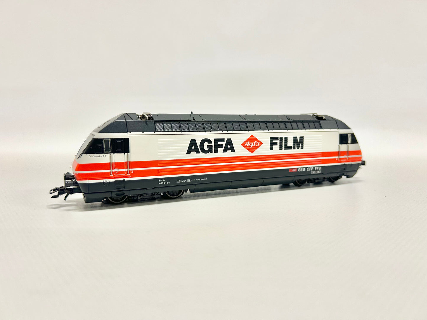 Märklin 83463 Digital E-Lok Re 460 015-1 "Agfa" SBB AC H0