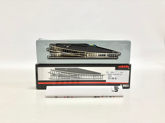 Märklin 8563 Elektrische Weiche rechts Spur Z