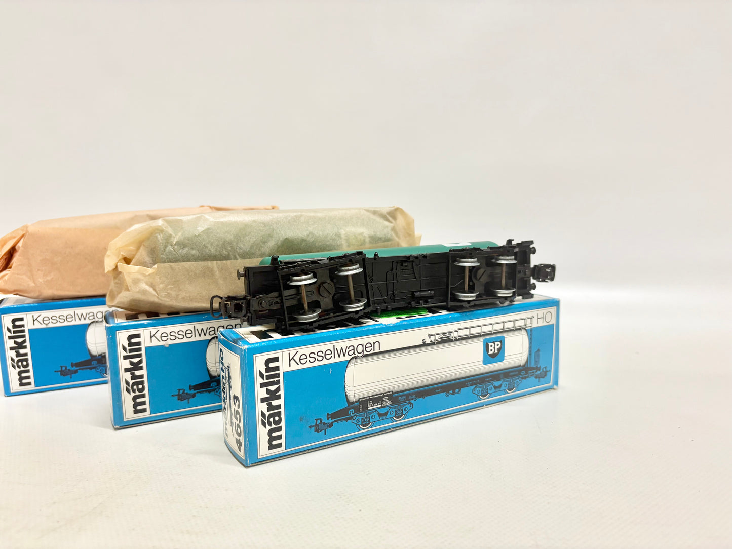 Märklin 3x 4653 Wagen-Set Kesselwagen "BP" DB AC H0