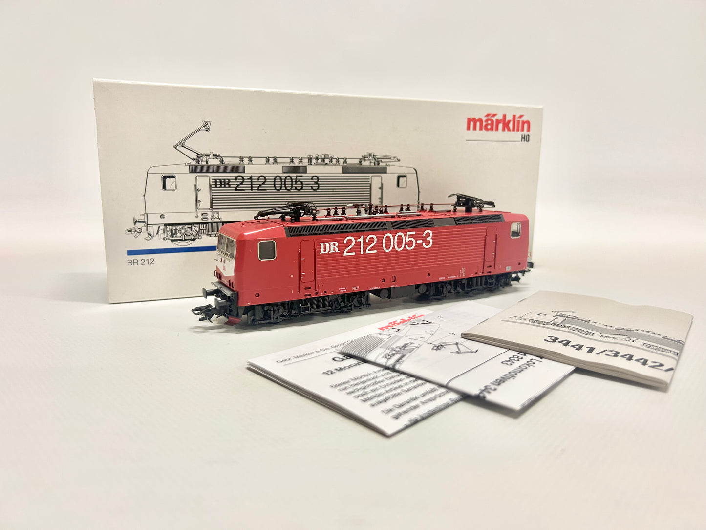 Märklin 3442 E-Lok Br 212 005-3 DR AC H0