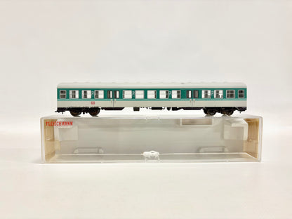 Fleischmann 4439 K Mittelwagen Triebwagen Br 614 Personenwagen DB DC H0
