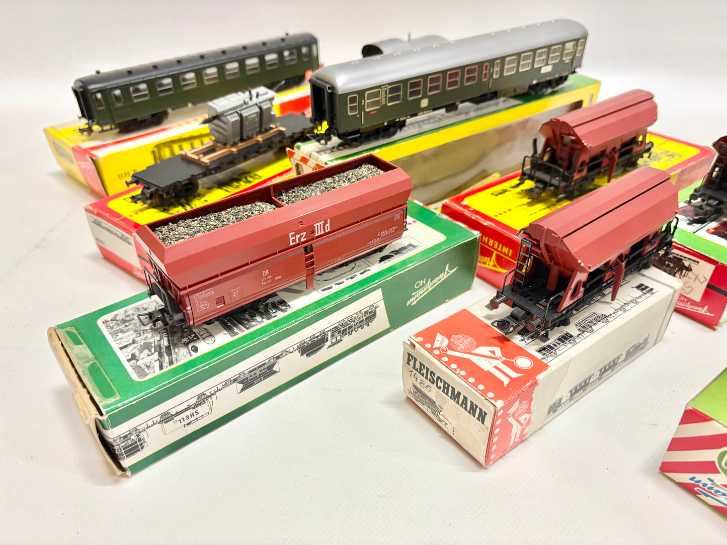 Fleischmann 1960er Jahre Konvolut Personen- & Güterwagen DB H0