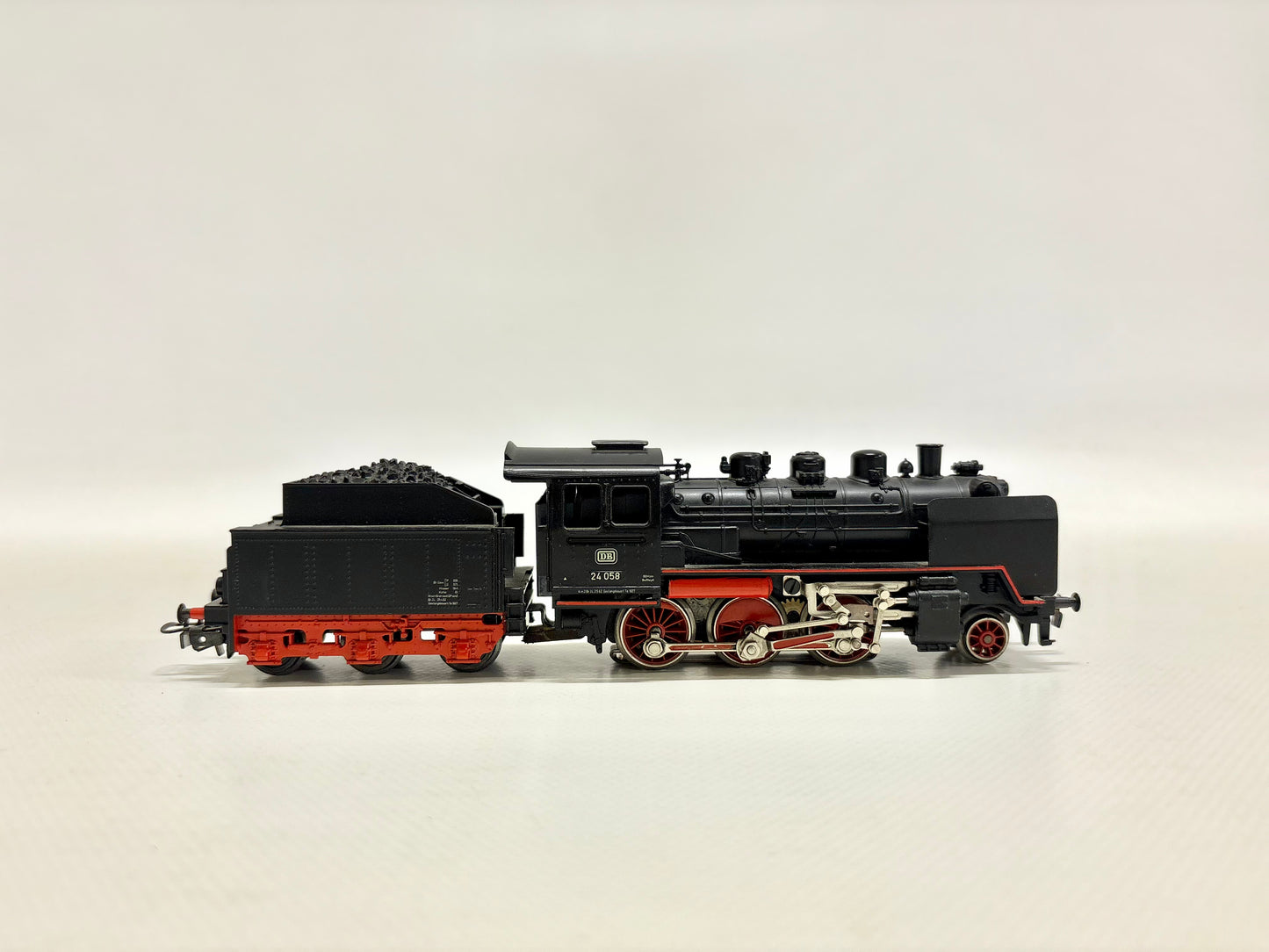 Märklin 3003 Digital-Umbau Dampflok Br 24 058 DB AC H0