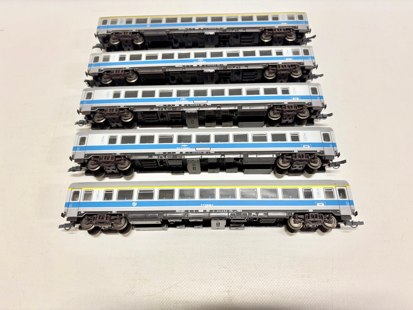 Roco 5x Personenwagen DC H0
