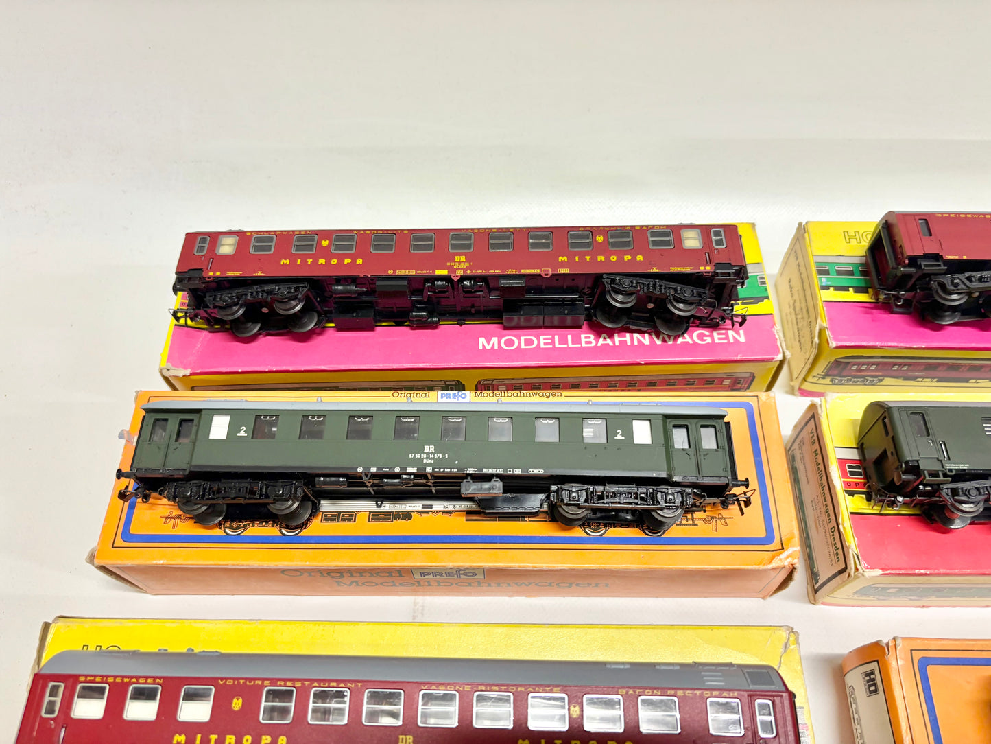 Schicht + Prefo 8x Personenwagen Schnellzugwagen DDR MAV DR H0