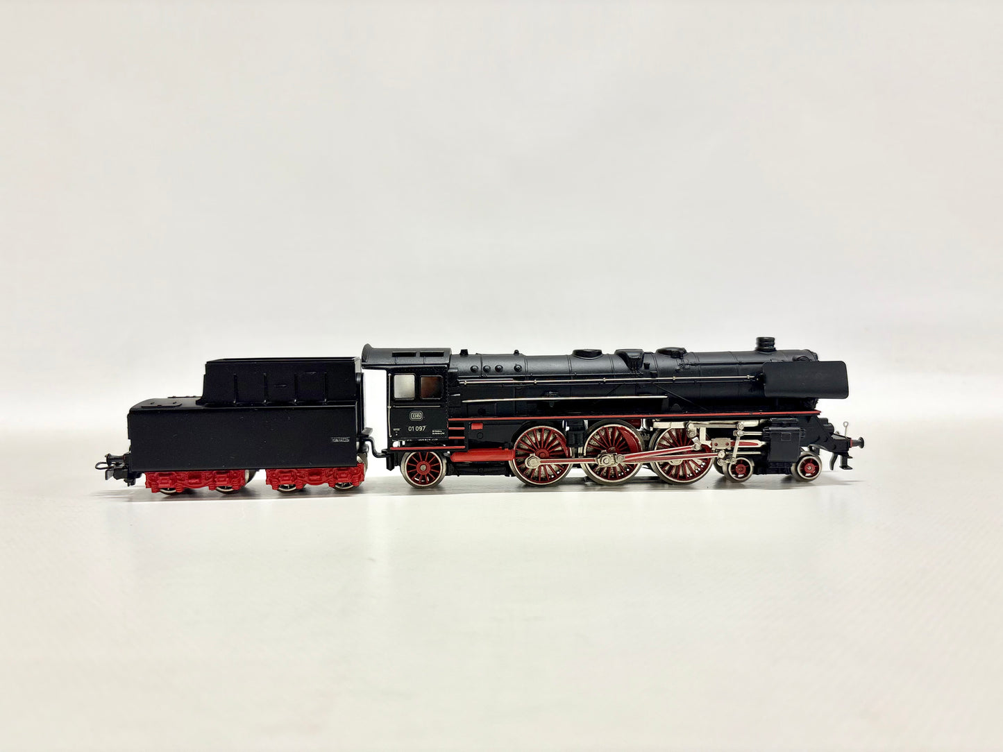 Märklin 3048 Dampflok Br 01 097 DB AC H0