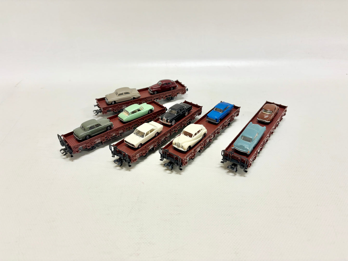 Märklin 5x Niederbordwagen mit Autos Güterwagen DB AC H0