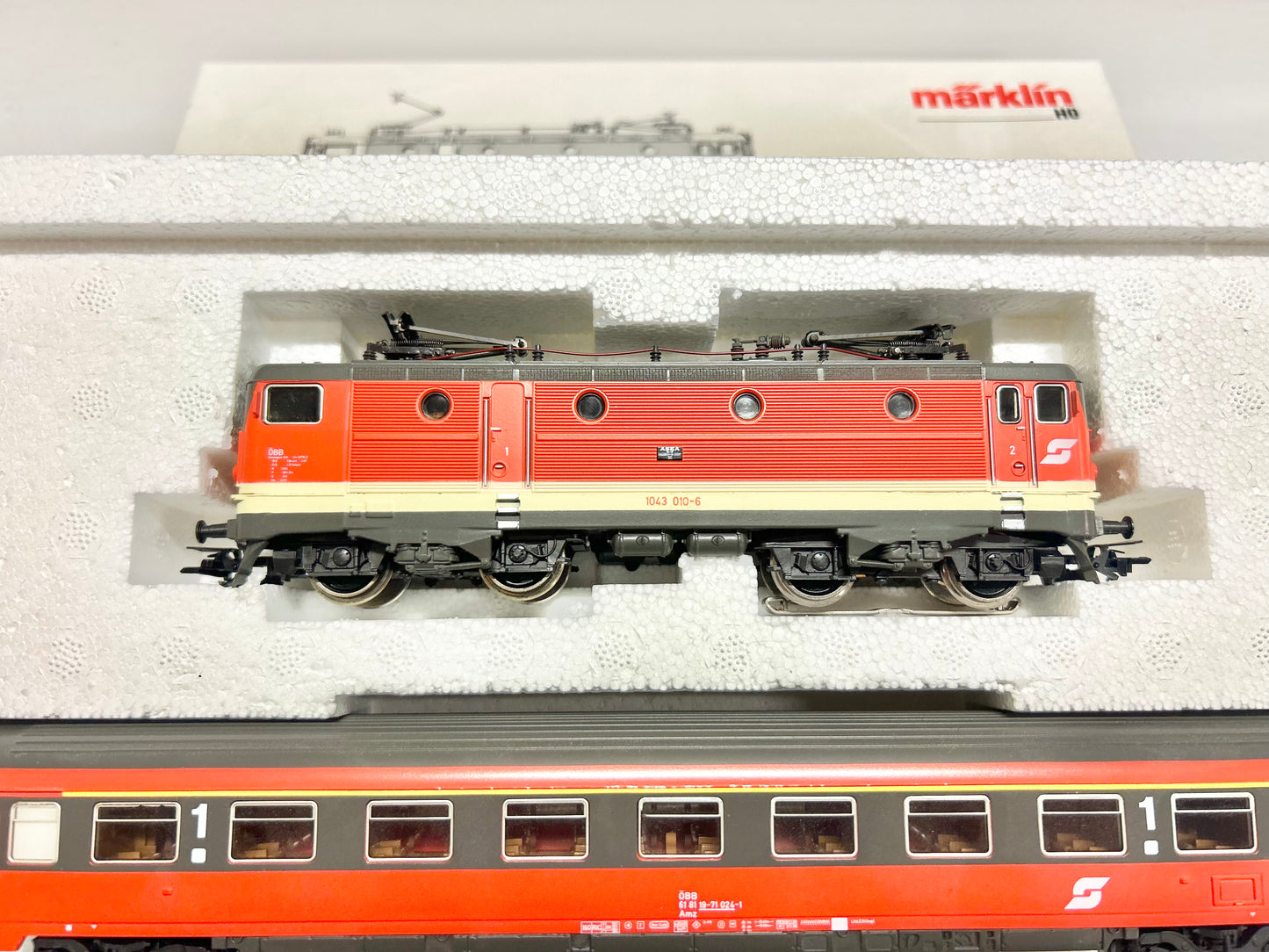 Märklin 2843 Zugpackung "150 Jahre Eisenbahn in Österreich" Personenzug ÖBB AC H0