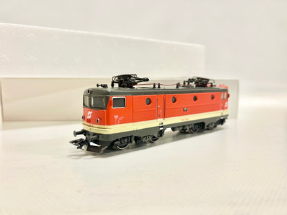Märklin 2843 Zugpackung "150 Jahre Eisenbahn in Österreich" Personenzug ÖBB AC H0