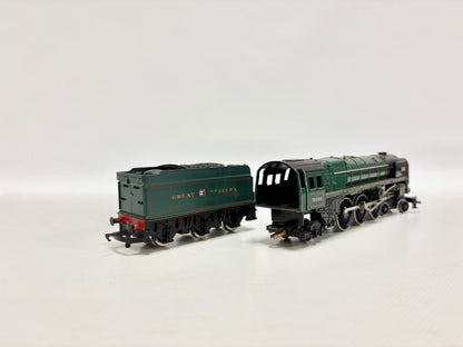 Hornby Dampflok "Britannia" DC H0 BASTLER