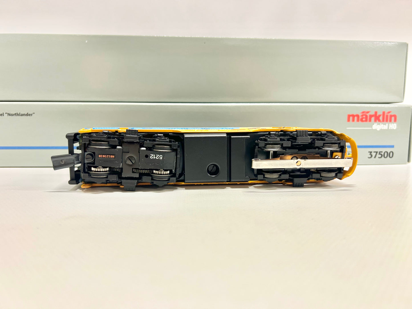 Märklin 37500 Digital + Sound Dieseltriebwagen "Northlander" AC H0