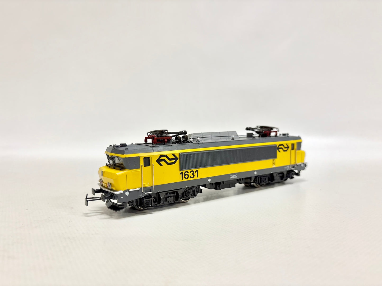 Märklin 3326 E-Lok Serie 1631 NS AC H0