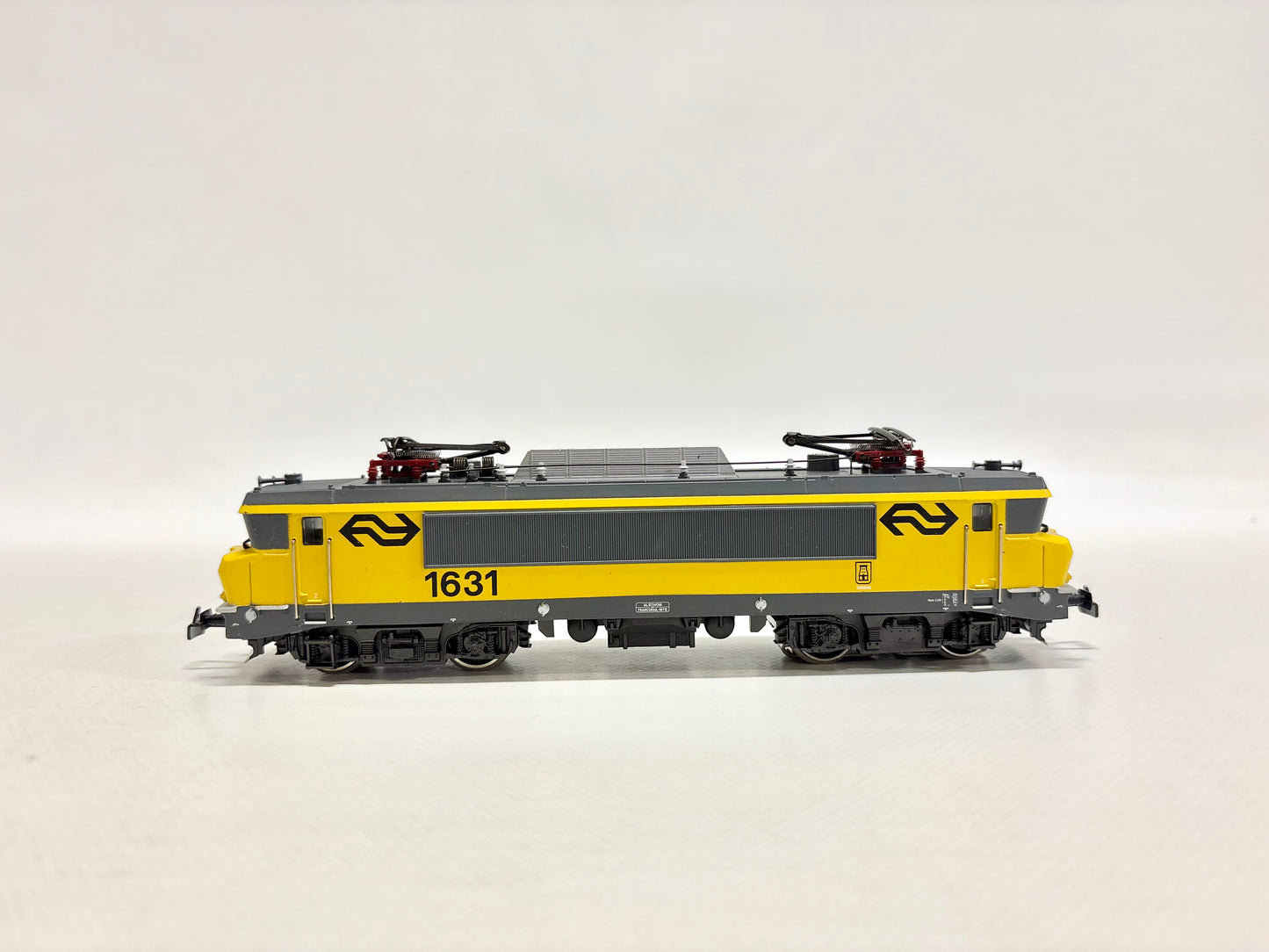 Märklin 3326 E-Lok Serie 1631 NS AC H0