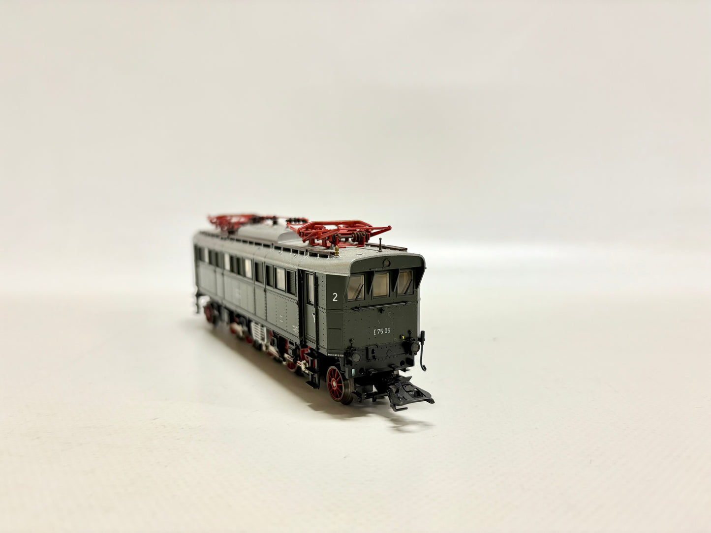 Märklin 34750 Digital E-Lok E 75 05 DB AC H0 BASTLER