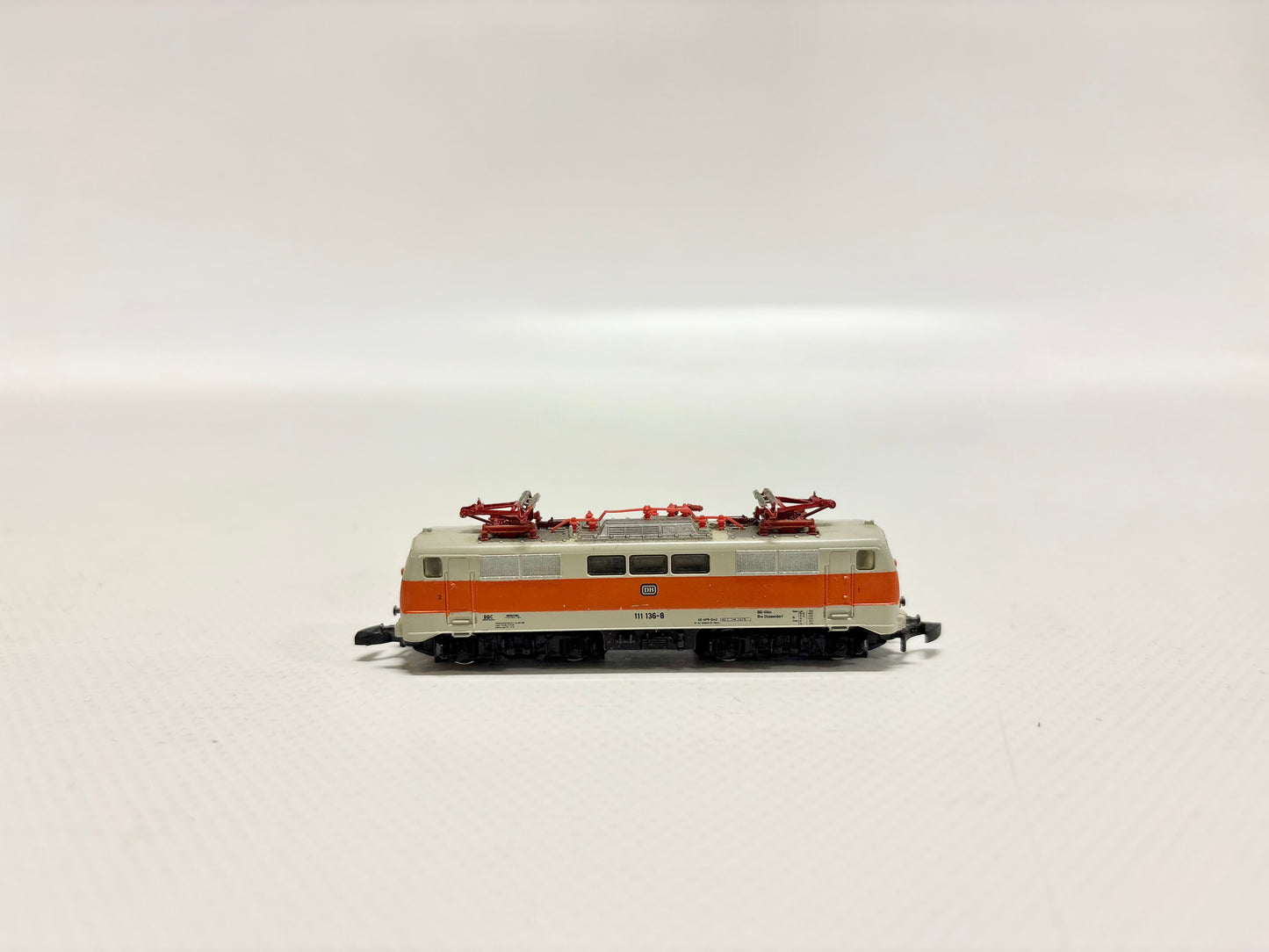 Märklin Mini Club 8855 E-Lok Br 111 136-8 DB Spur Z