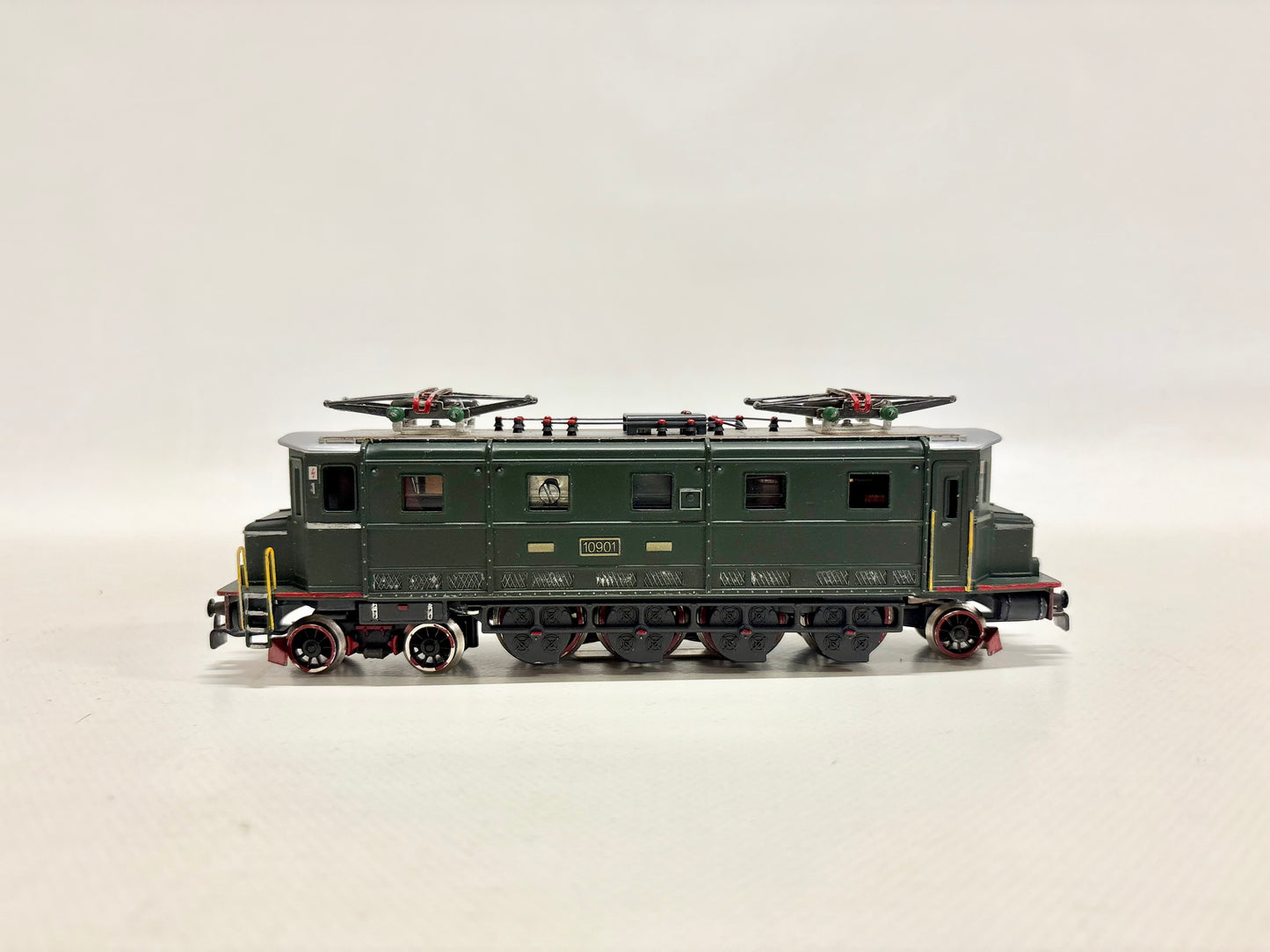 HAG Nr. 140 E-Lok Ae 4/7 SBB AC H0