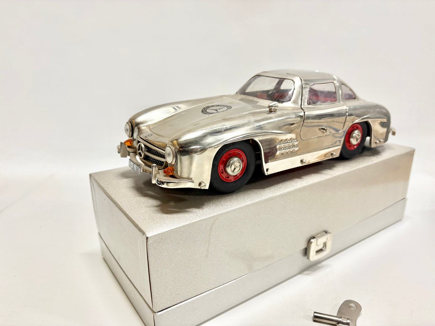 Märklin 81952 Mercedes-Benz 300 SL Museumsmodell