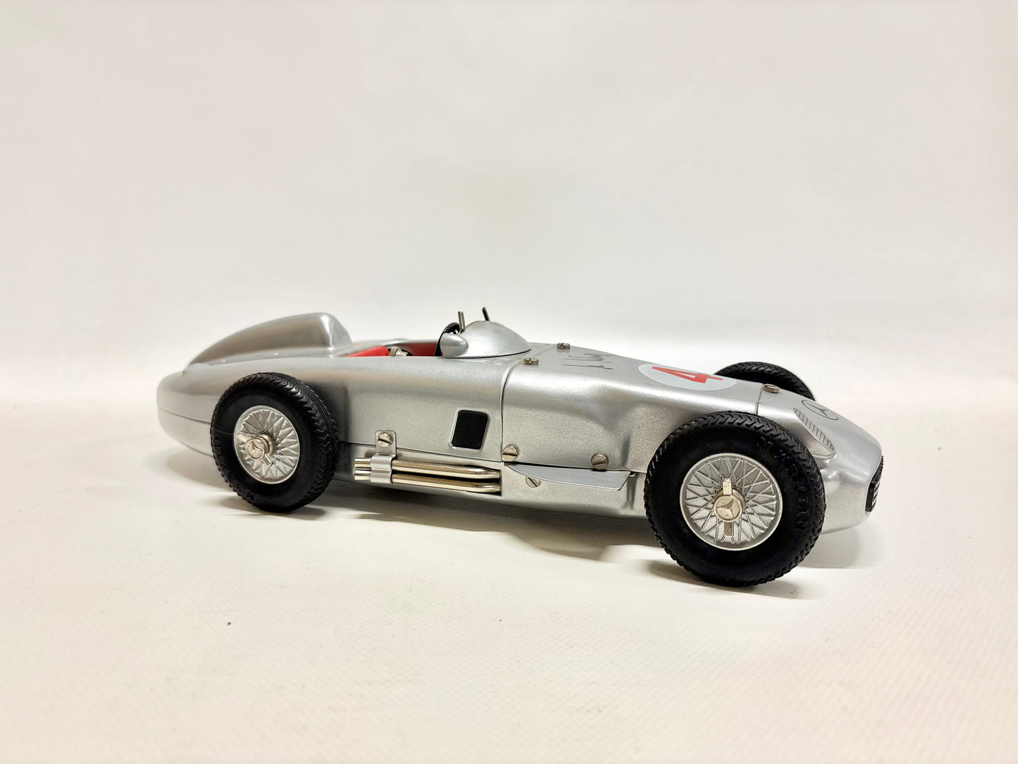 Märklin 1102 Mercedes-Benz Silberpfeil Rennwagen 1:16