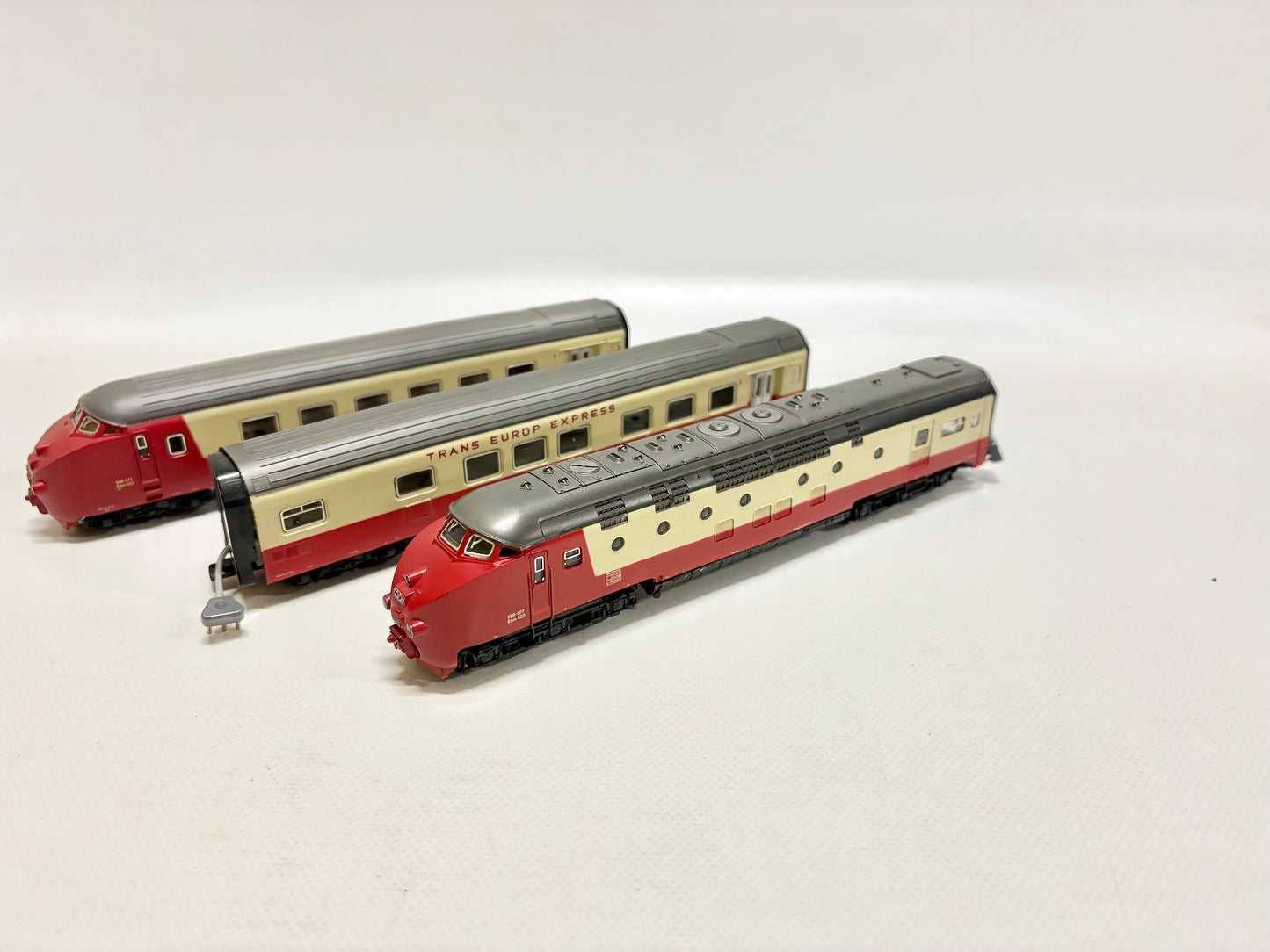 Märklin 3070 Dieseltriebwagen RAm TEE SBB AC H0