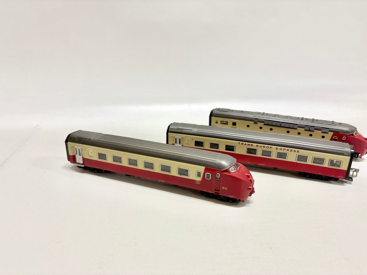 Märklin 3070 Dieseltriebwagen RAm TEE SBB AC H0
